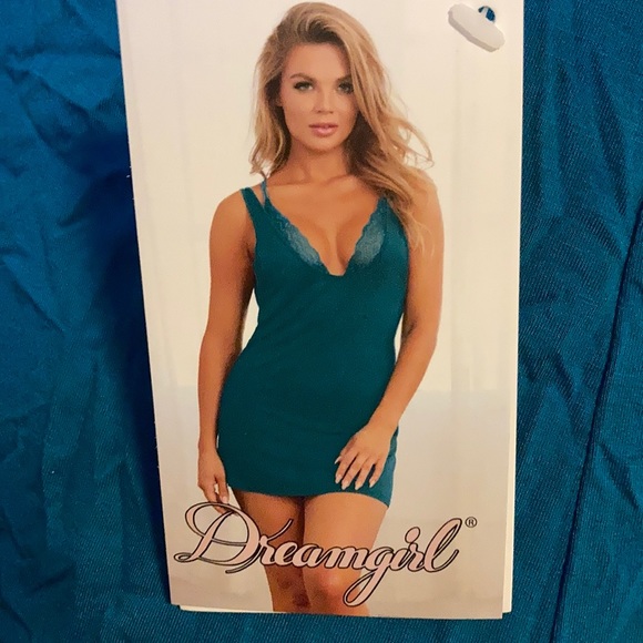 Nighty - Picture 4 of 8